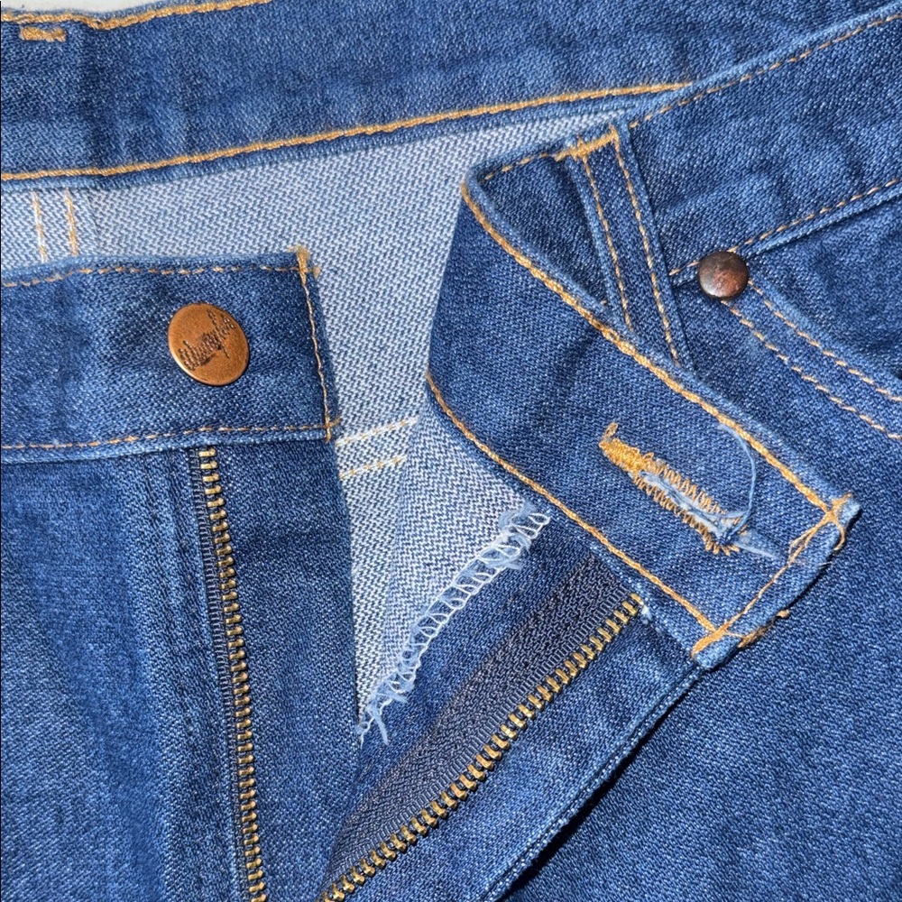Men's Blue Wrangler Jeans 40x30 - Picture 5 of 6